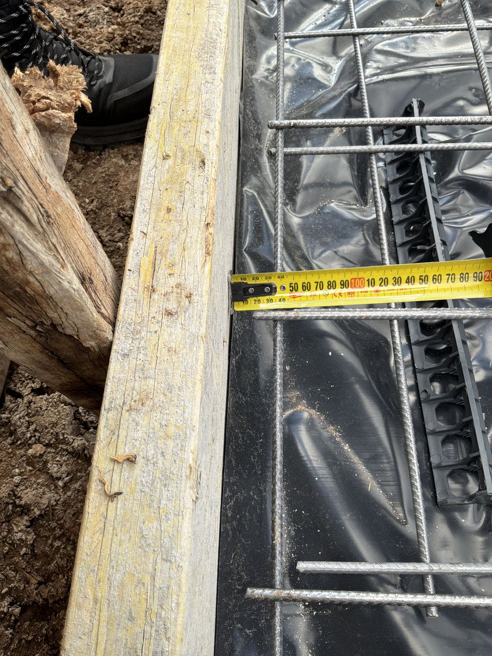 Ground and soil in Gables, Gables